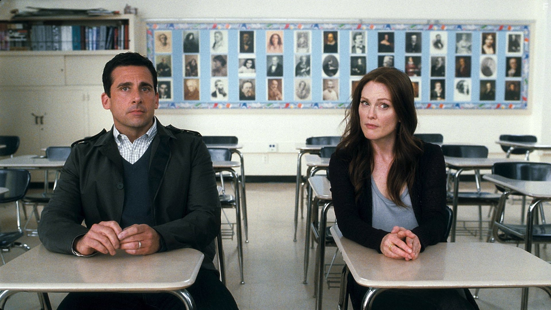 Julianne Moore and Steve Carell in Эта дурацкая любовь (2011)