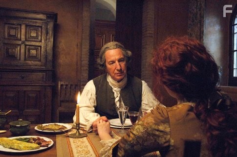 Alan Rickman and Rachel Hurd-Wood in Парфюмер: История одного убийцы (2006)