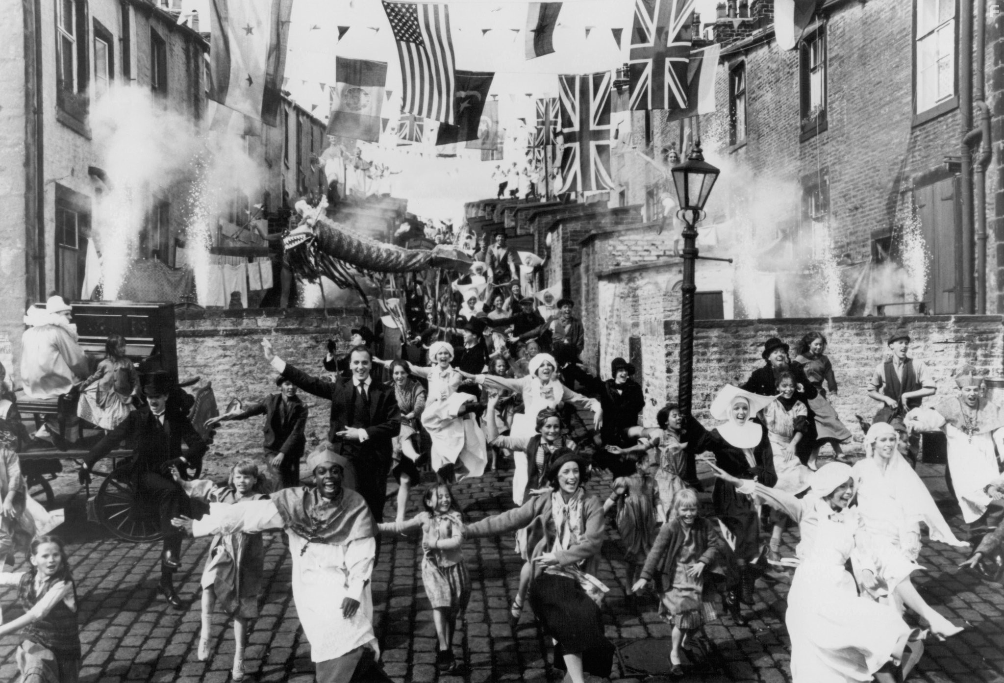 Смысл жизни по Монти Пайтону (1983)