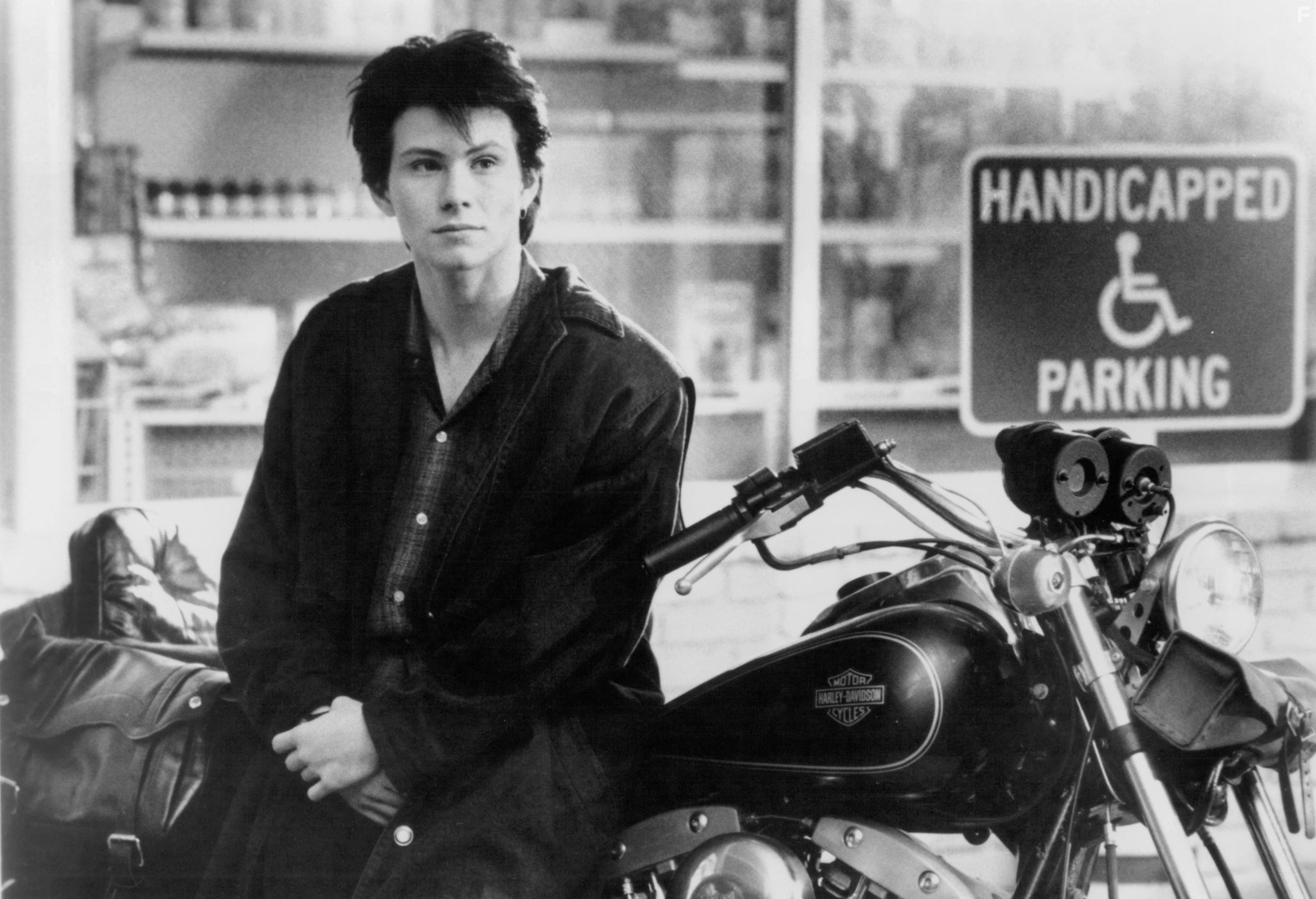 Christian Slater in Смертельное влечение (1988)