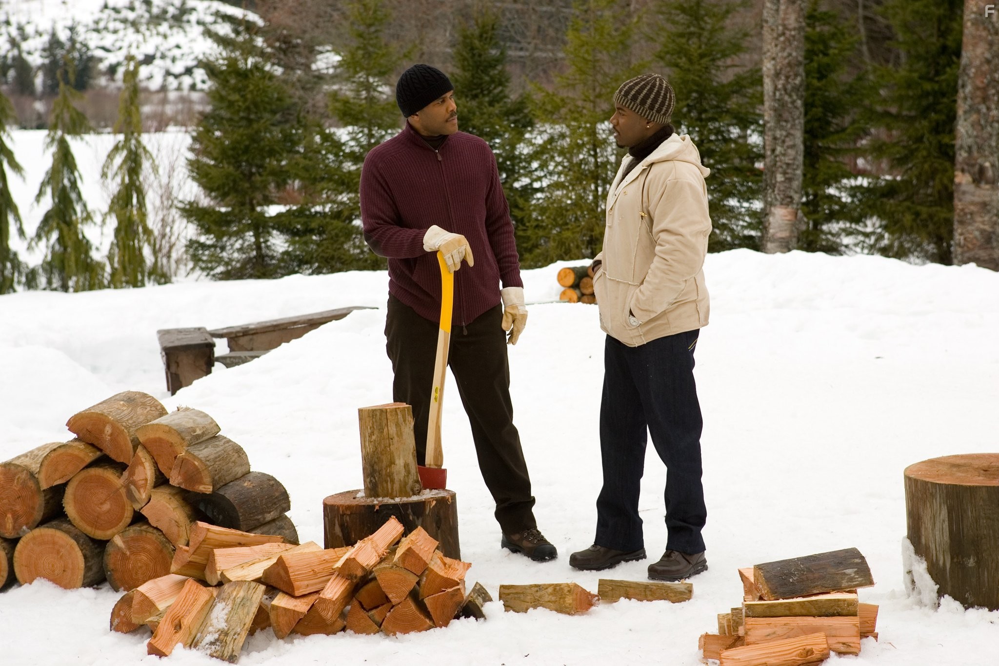 Michael Jai White and Tyler Perry in Зачем мы женимся? (2007)