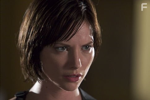 Sienna Guillory in Обитель зла 2: Апокалипсис (2004)