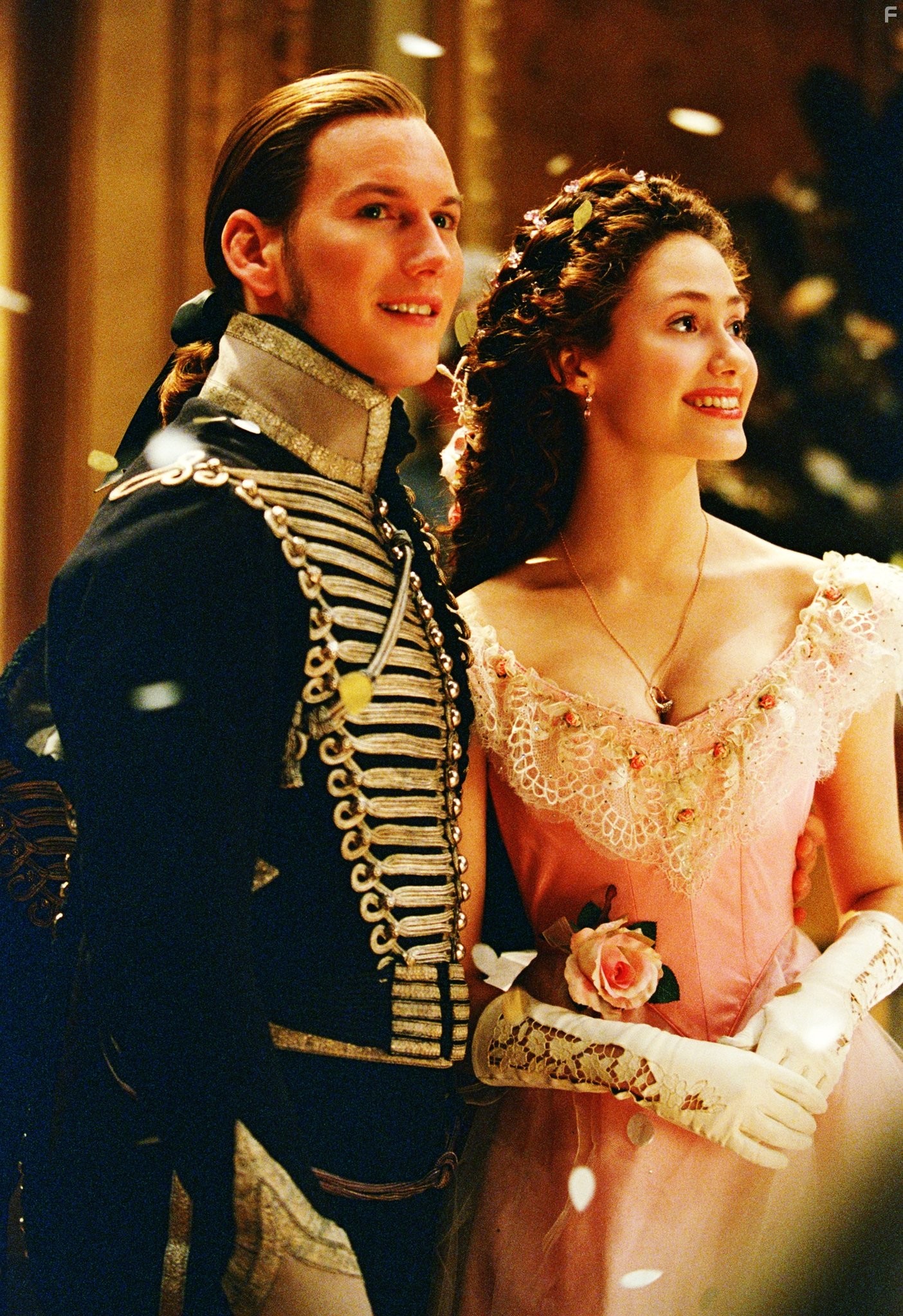 Emmy Rossum and Patrick Wilson in Призрак оперы (2004)