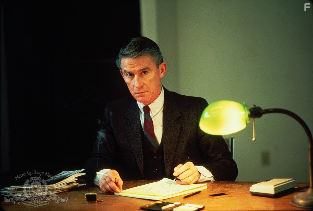 Roddy McDowall in Смерть зимой (1987)