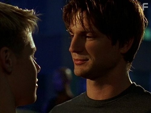 Gale Harold and Randy Harrison in Близкие друзья (2000)