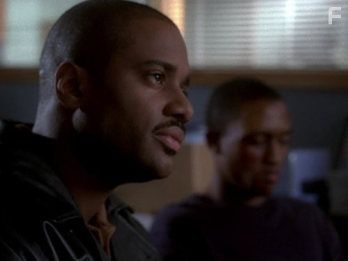 Защитник (2001)