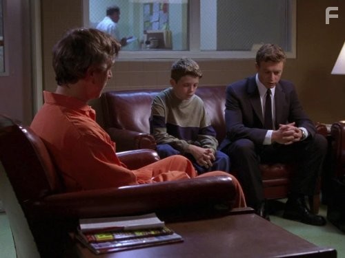 Simon Baker in Защитник (2001)