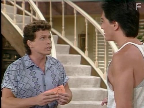 Scott Baio and Willie Aames in Чарльз в ответе (1984)
