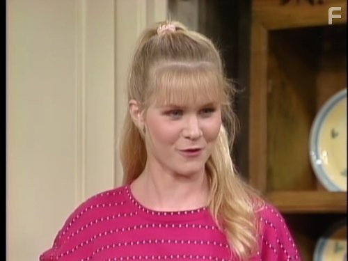 Josie Davis in Чарльз в ответе (1984)