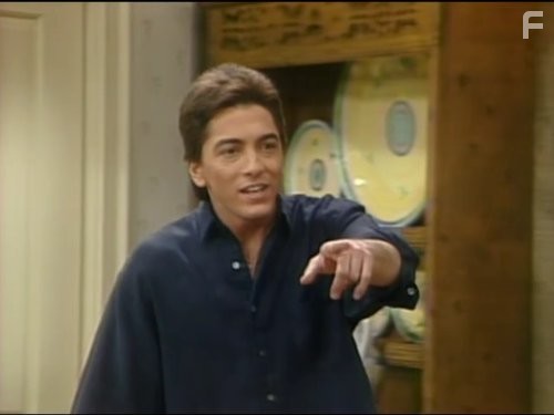 Scott Baio in Чарльз в ответе (1984)