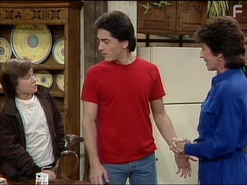 Scott Baio, Ellen Travolta, and Justin Whalin in Чарльз в ответе (1984)