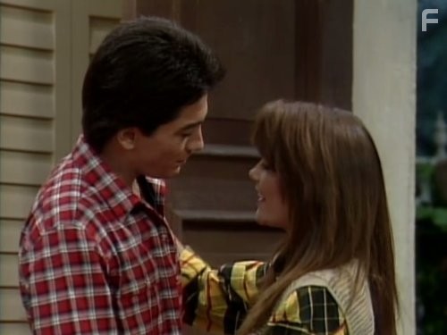 Scott Baio and Suzanne O'Donnell in Чарльз в ответе (1984)