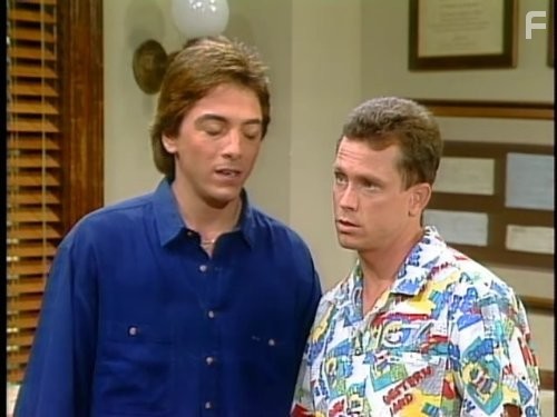 Scott Baio and Willie Aames in Чарльз в ответе (1984)