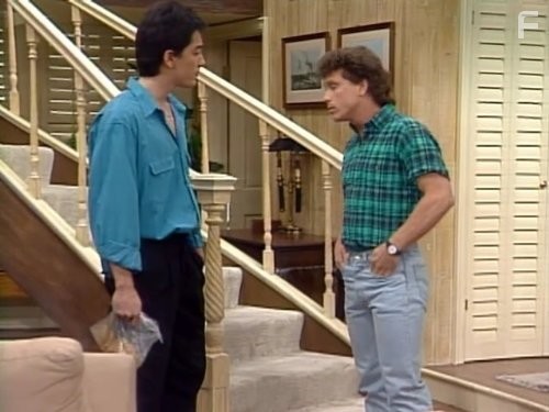 Scott Baio and Willie Aames in Чарльз в ответе (1984)