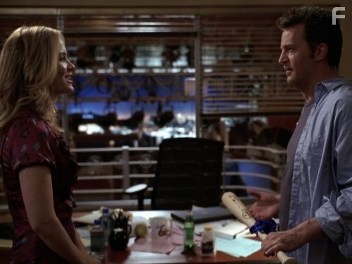 Matthew Perry and Sarah Paulson in Студия 60 на Сансет Стрип (2006)