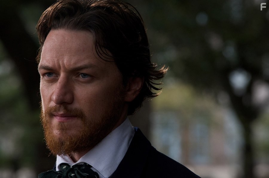 James McAvoy in Заговорщица (2010)
