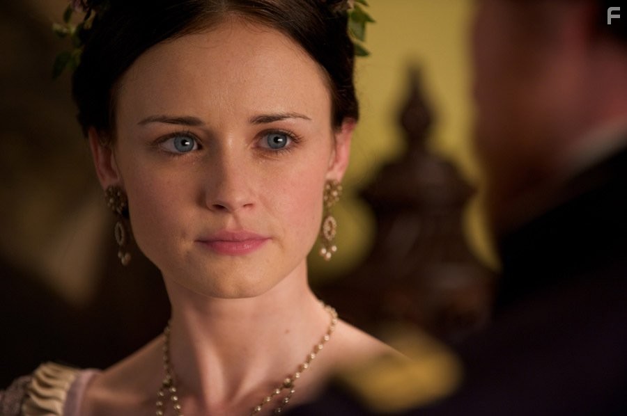 Alexis Bledel in Заговорщица (2010)