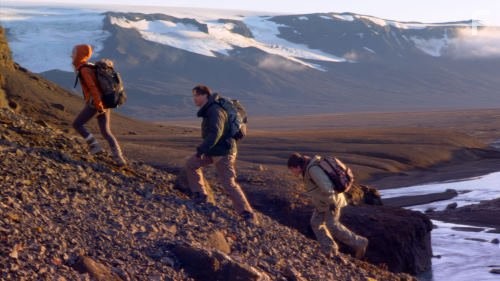 Brendan Fraser, Josh Hutcherson, and Anita Briem in Путешествие к центру Земли (2008)