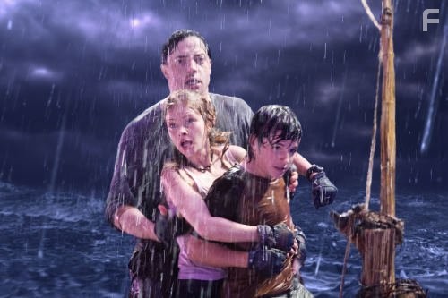 Brendan Fraser, Josh Hutcherson, and Anita Briem in Путешествие к центру Земли (2008)