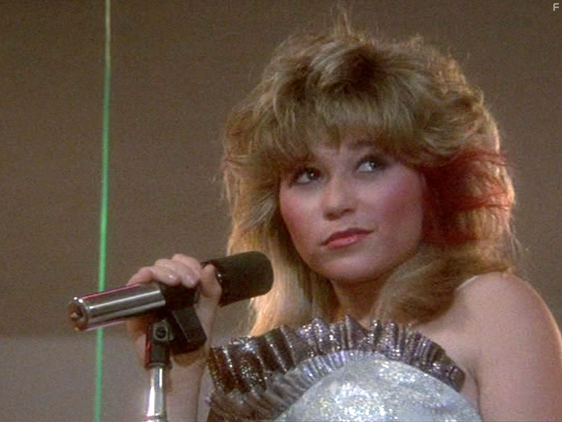 Elizabeth Daily in Уж лучше умереть (1985)