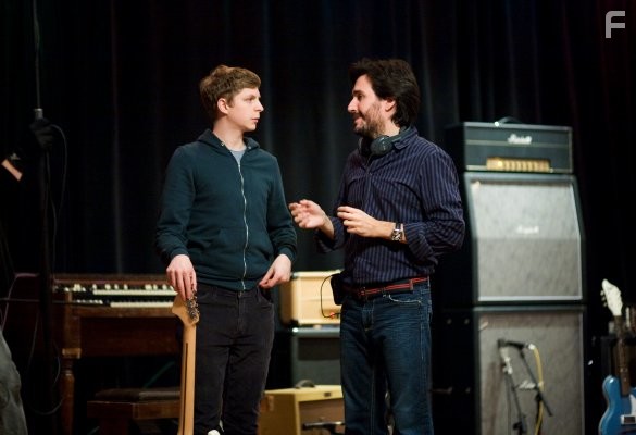 Michael Cera and Peter Sollett in Будь моим парнем на пять минут (2008)