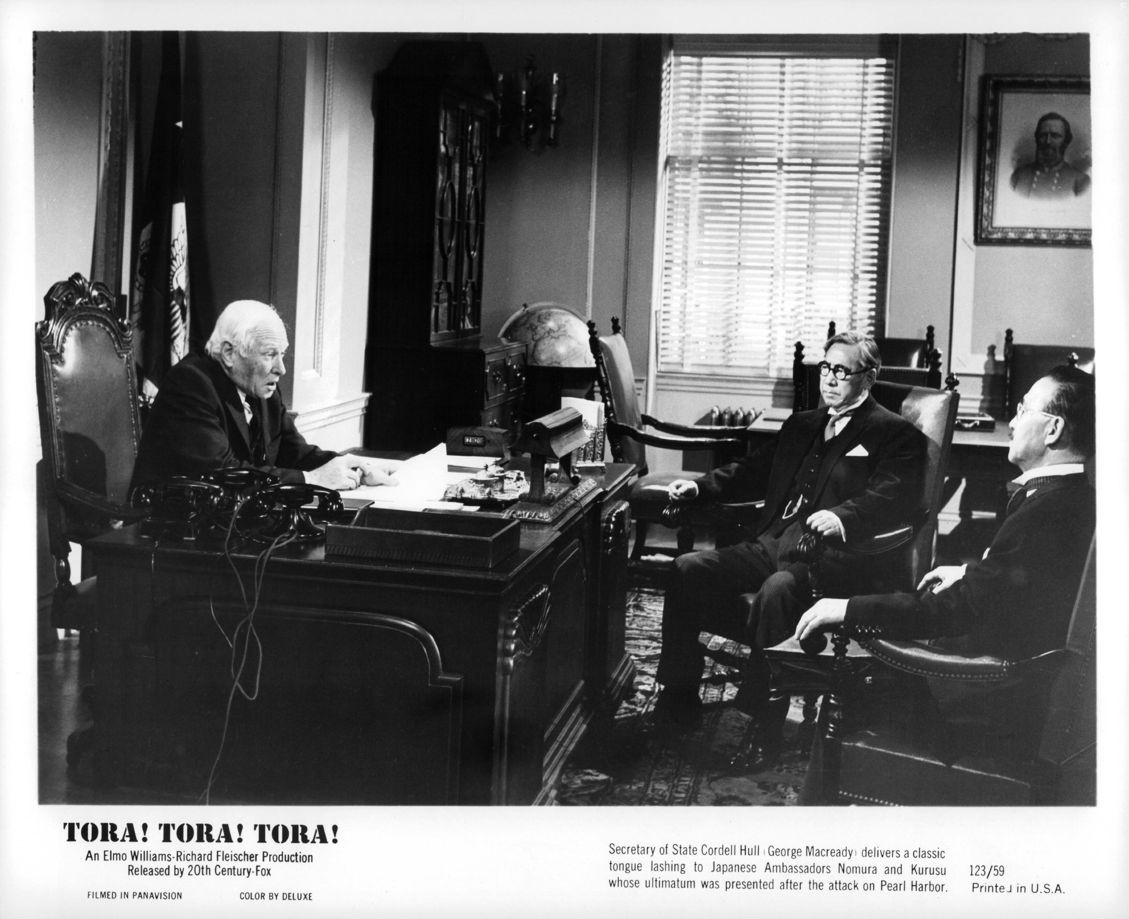 Kazuo Kitamura, George Macready, and Sh?go Shimada in Тора! Тора! Тора! (1970)