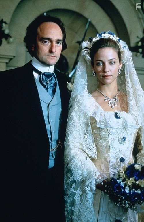 Alison Elliott and Mark Tandy in Красотки (1995)