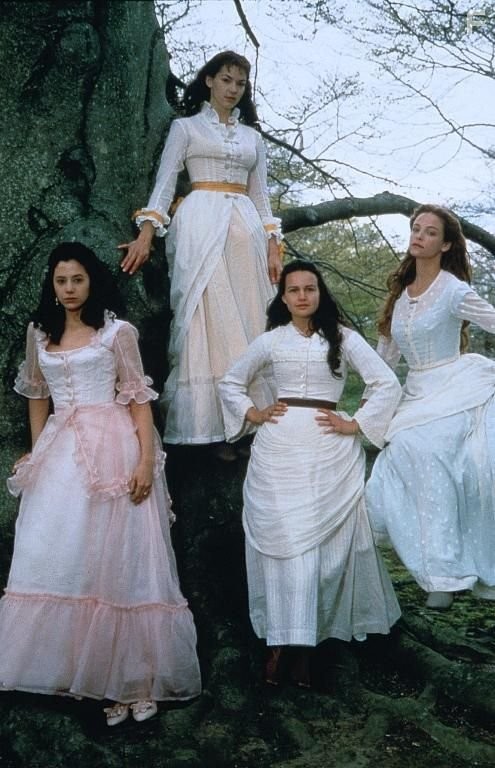 Mira Sorvino, Carla Gugino, Alison Elliott, and Rya Kihlstedt in Красотки (1995)