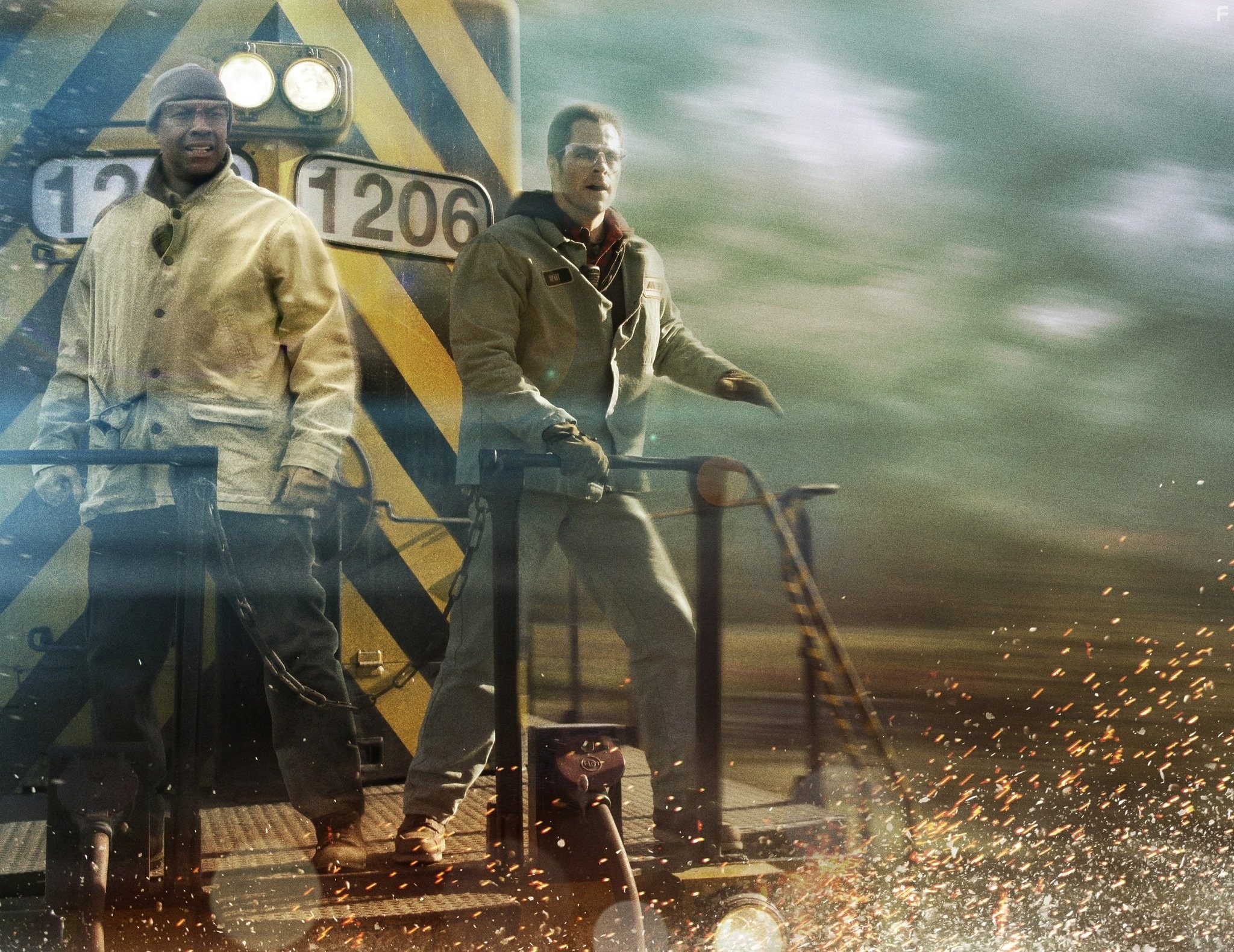 Denzel Washington and Chris Pine in Неуправляемый (2010)