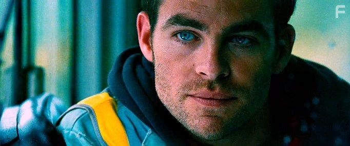 Chris Pine in Неуправляемый (2010)