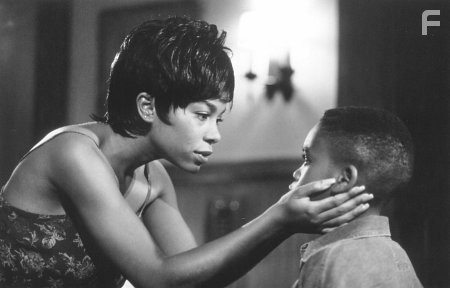 Paula Jai Parker and Brandon Hammond in Истории квартала (1995)