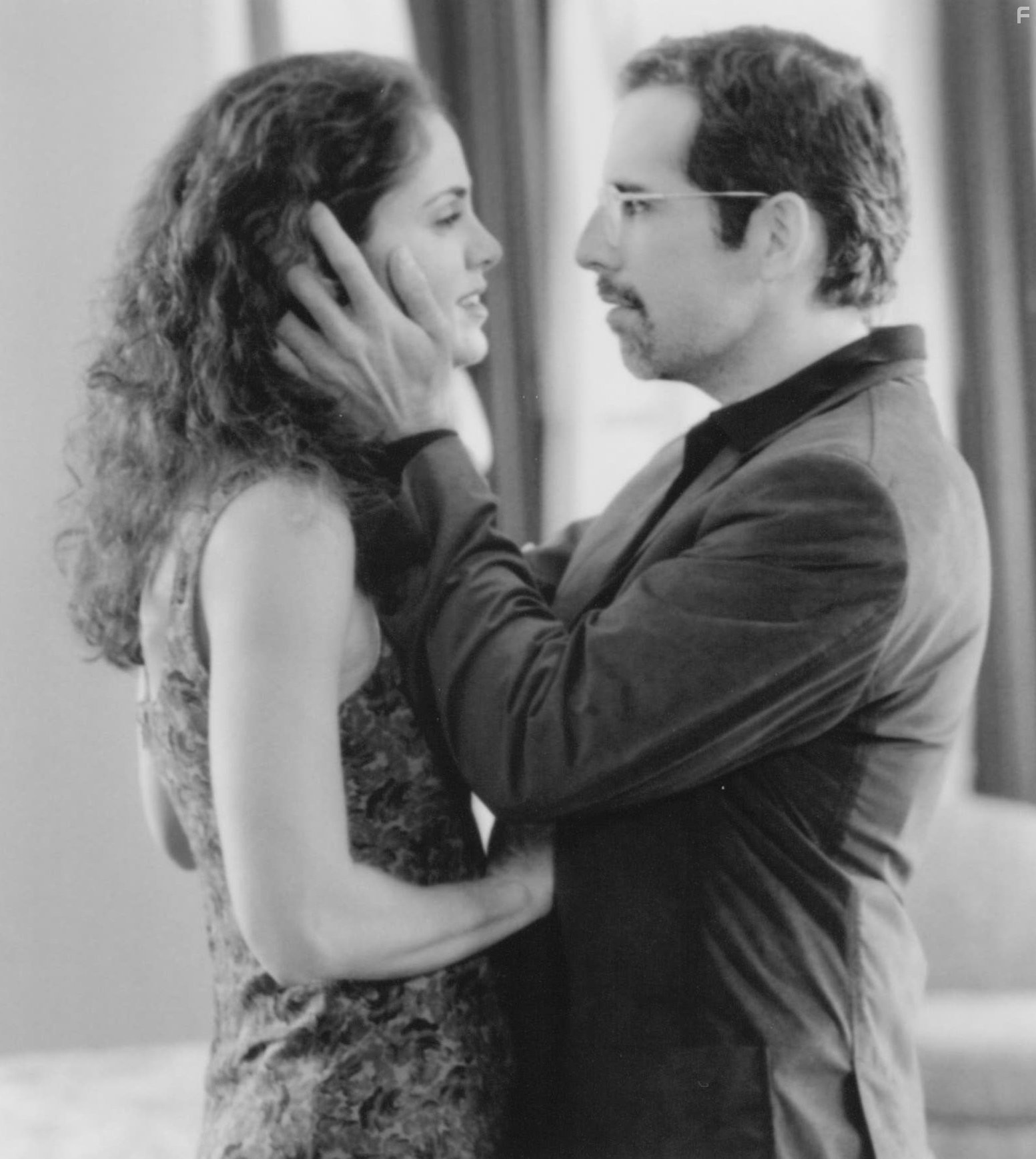 Amy Brenneman and Ben Stiller in Твои друзья и соседи (1998)