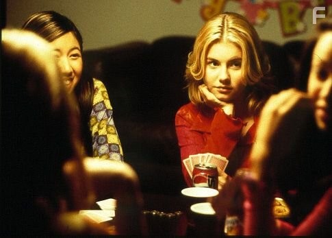 Elisha Cuthbert in Lucky Girl (2001)