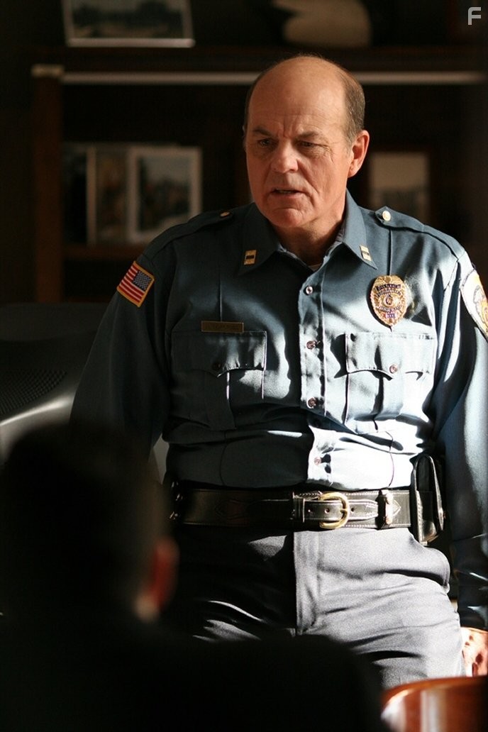 Michael Ironside in Алфавитный убийца (2008)