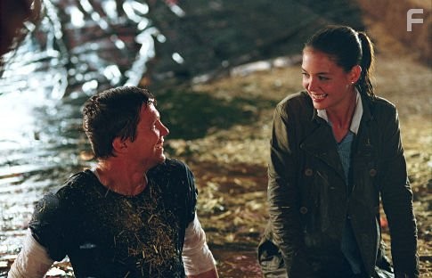 College students James (Marc Blucas) and Samantha, the nation?s First Daughter (Katie Holmes) find themselves falling for each other.