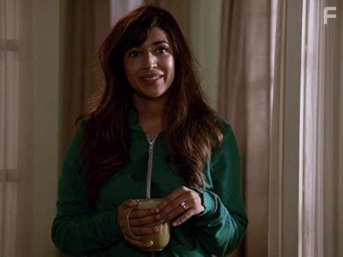 Новенькая (2011)