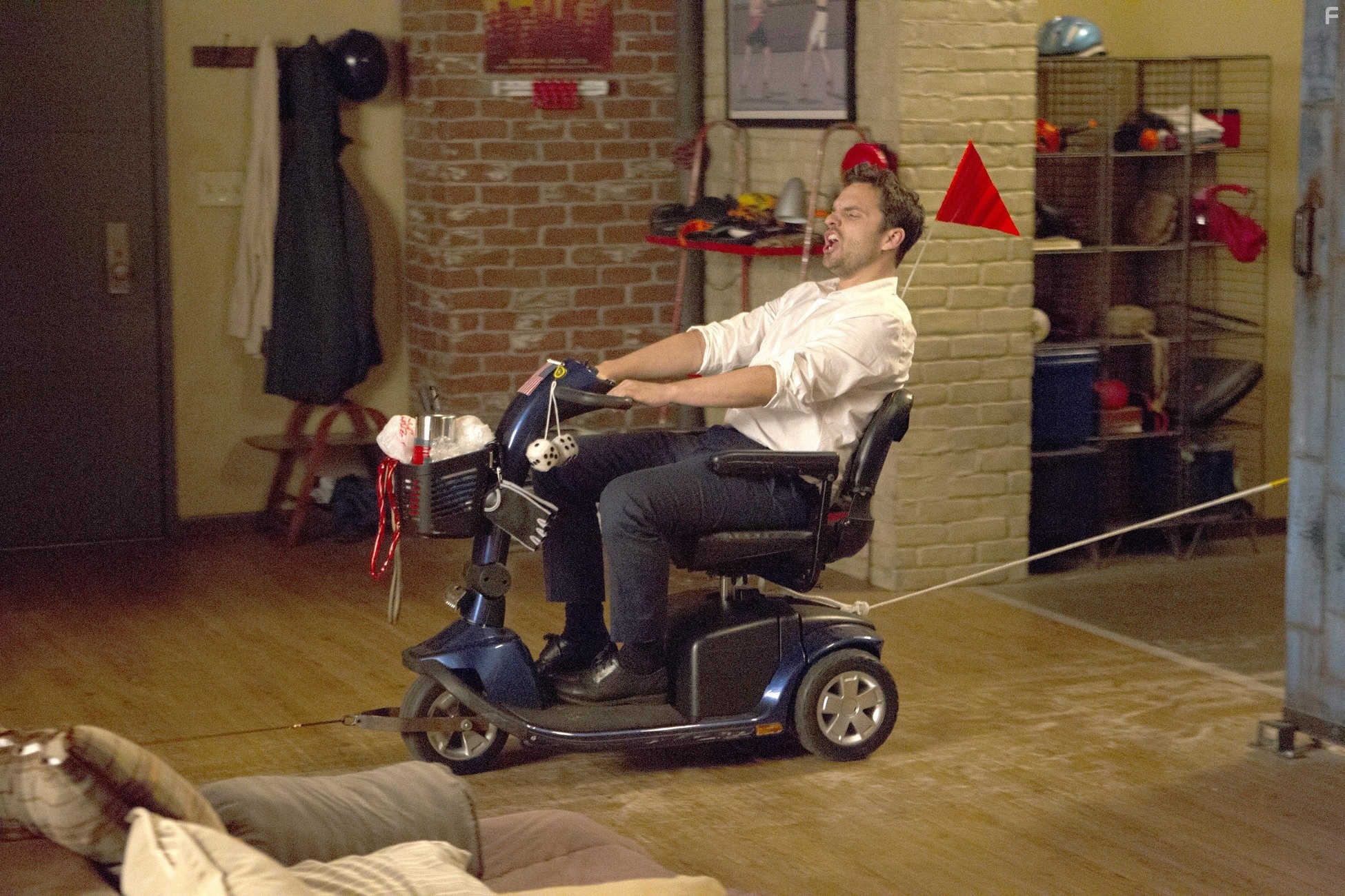 Jake Johnson in Новенькая (2011)