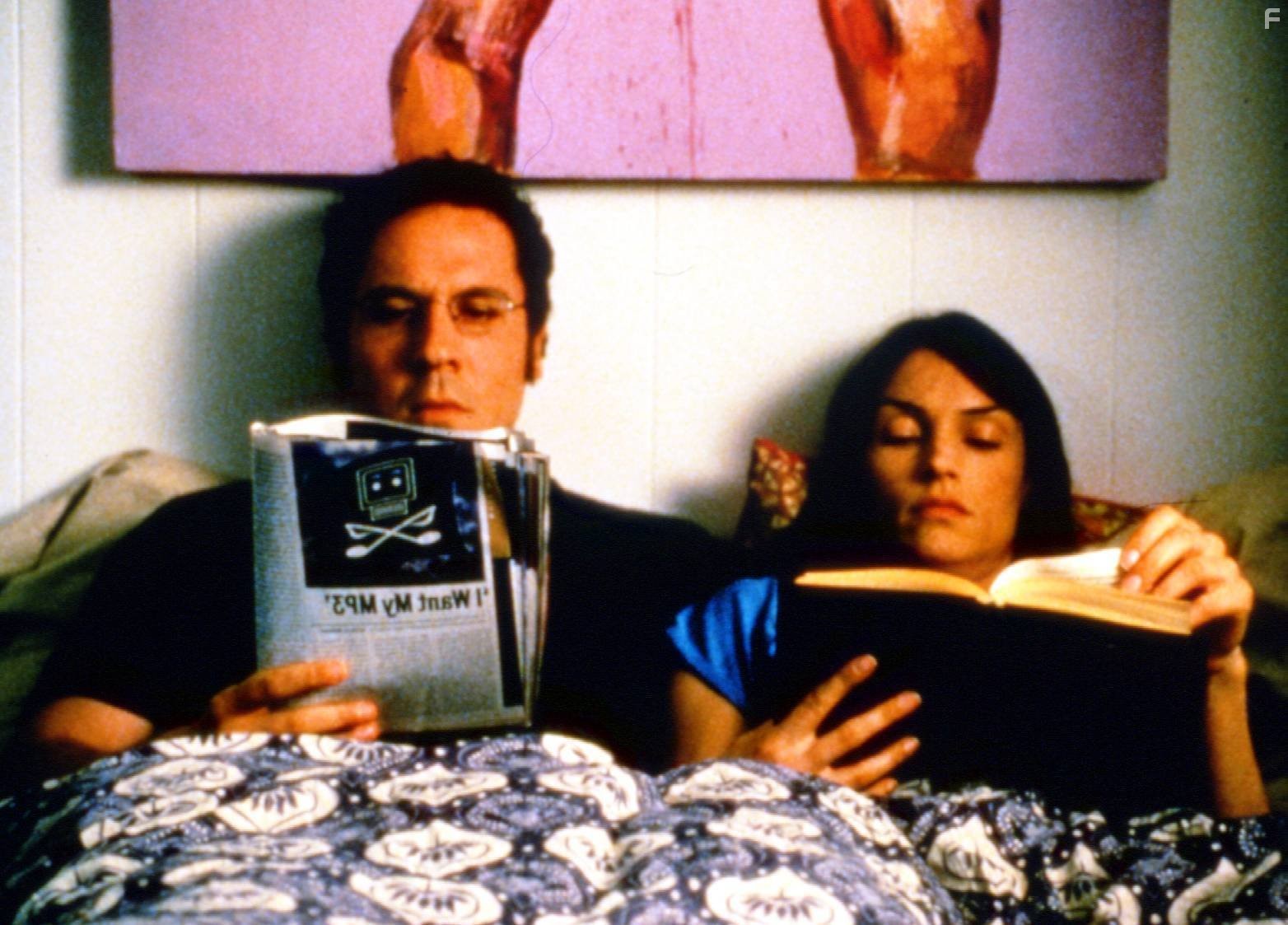 Famke Janssen and Jon Favreau in Любовь и секс (2000)