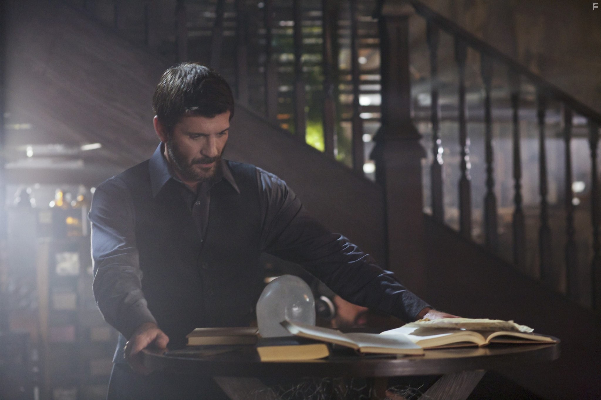 Joe Lando in Тайный круг (2011)