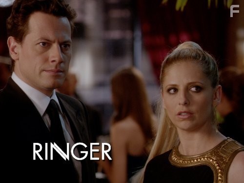 Sarah Michelle Gellar and Ioan Gruffudd in Двойник (2011)
