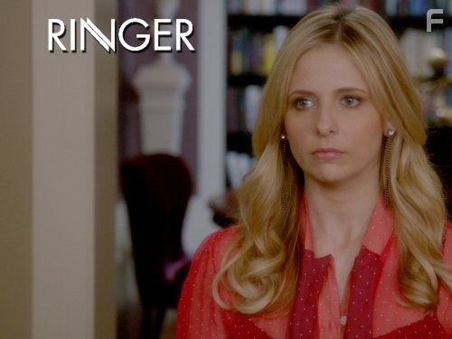 Sarah Michelle Gellar in Двойник (2011)