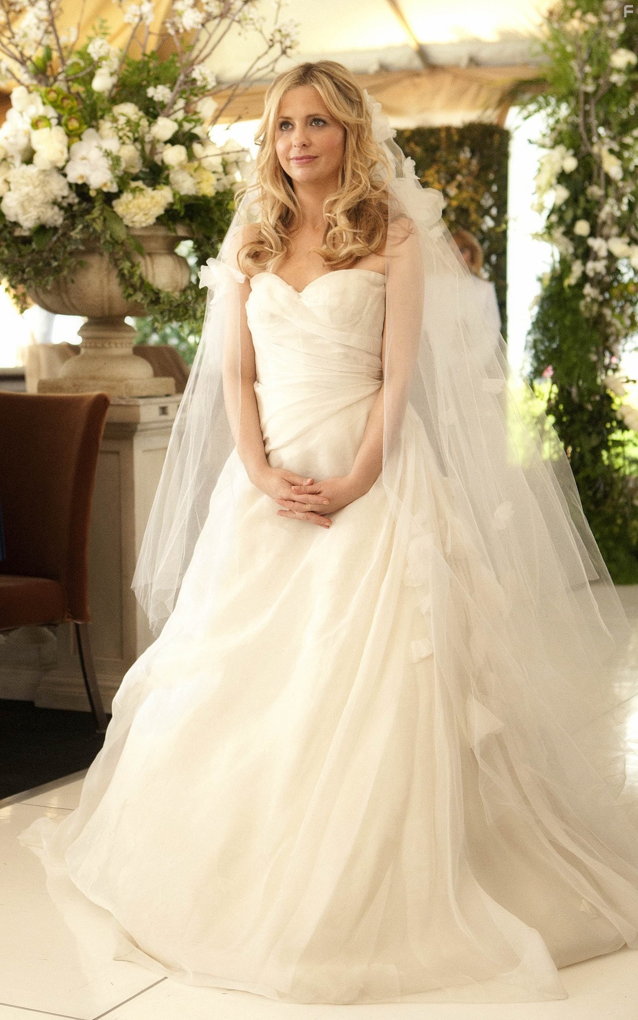 Sarah Michelle Gellar in Двойник (2011)