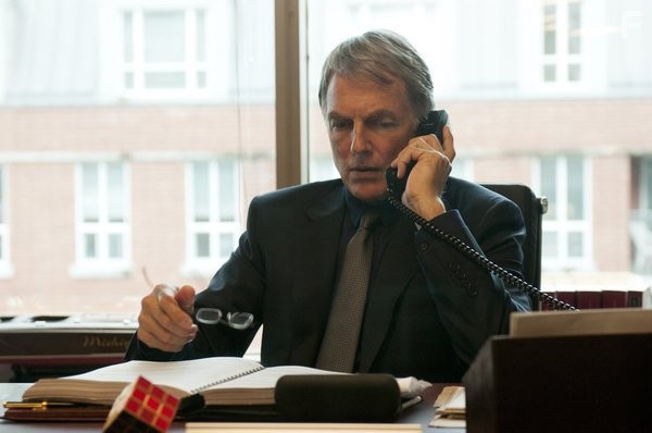 Mark Harmon in Верный выстрел (2011)
