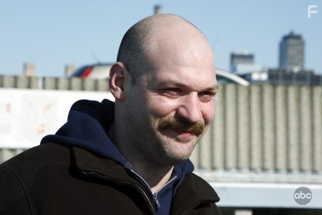 Corey Stoll in Необычный детектив (2009)