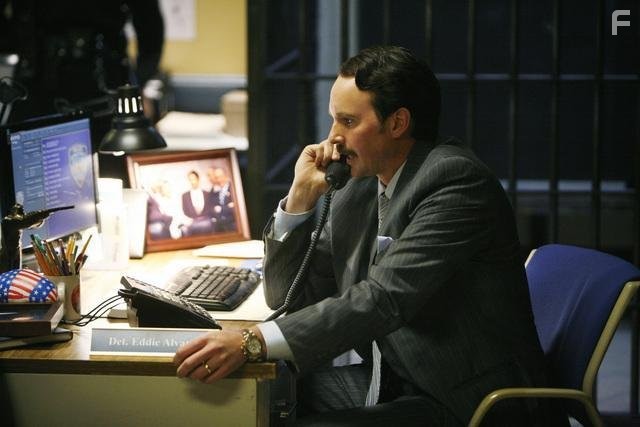 Kai Lennox in Необычный детектив (2009)