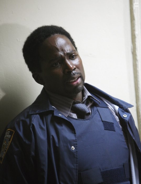 Harold Perrineau in Необычный детектив (2009)