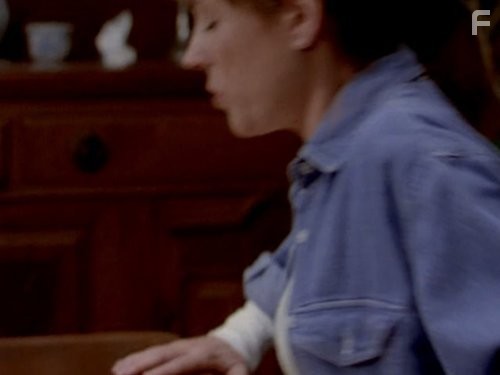 Bess Armstrong in Моя так называемая жизнь (1994)