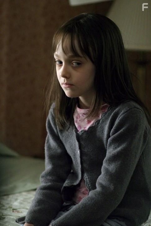 Dakota Fanning in Игра в прятки (2005)