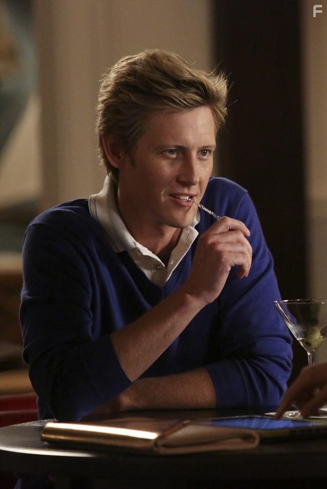 Gabriel Mann in Месть (2011)