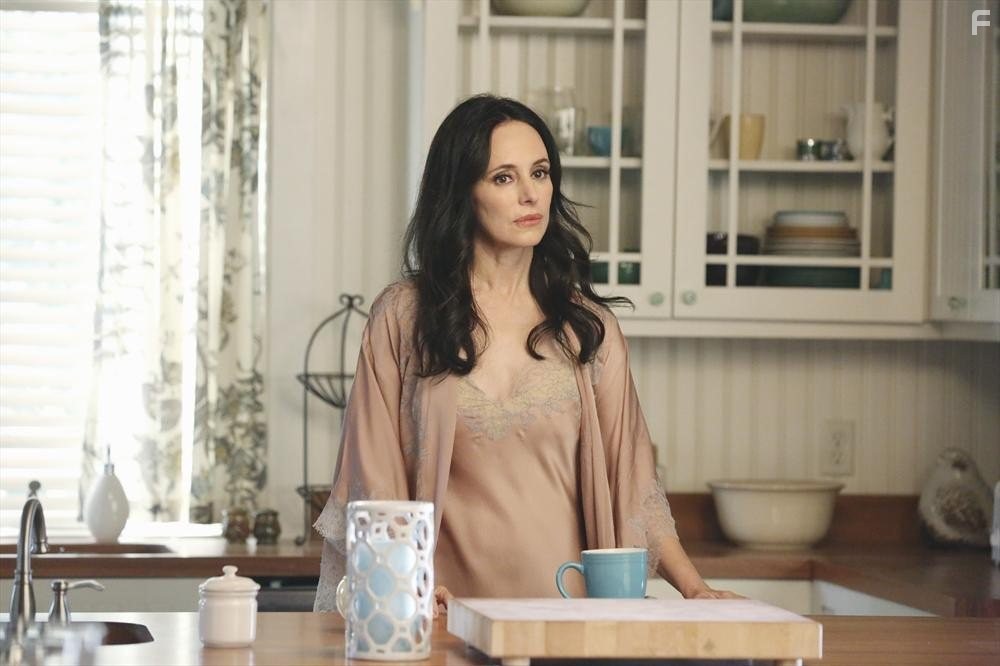 Madeleine Stowe in Месть (2011)